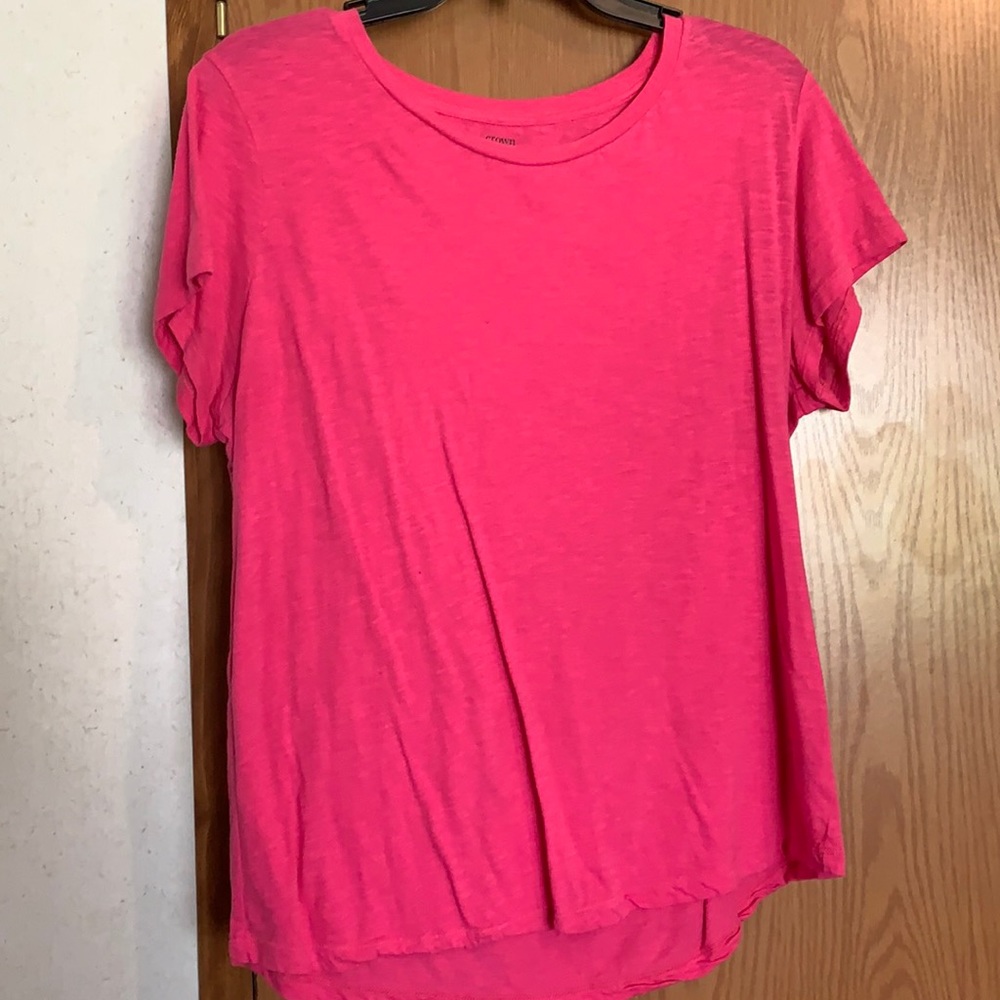 Crown and ivy Tee